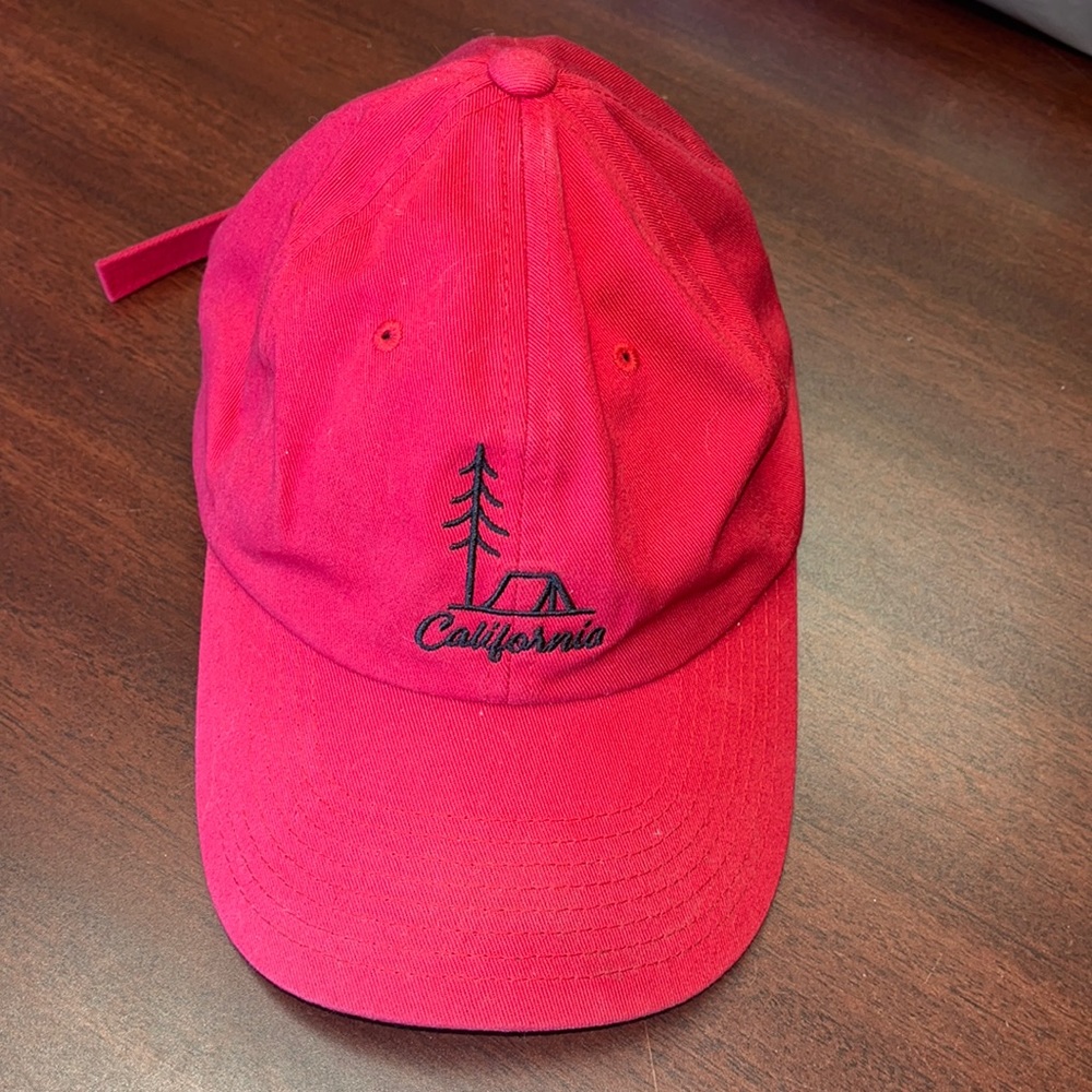 Volcolm Hat